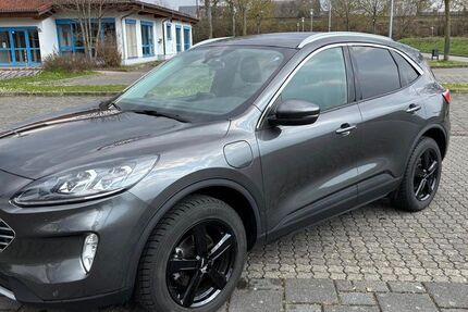 Ford Kuga 68.500 km 20.100 &euro; Kaarst 41564