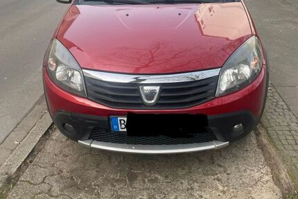 Dacia Sandero 177.372 km 2.900 &euro; Essen 45145