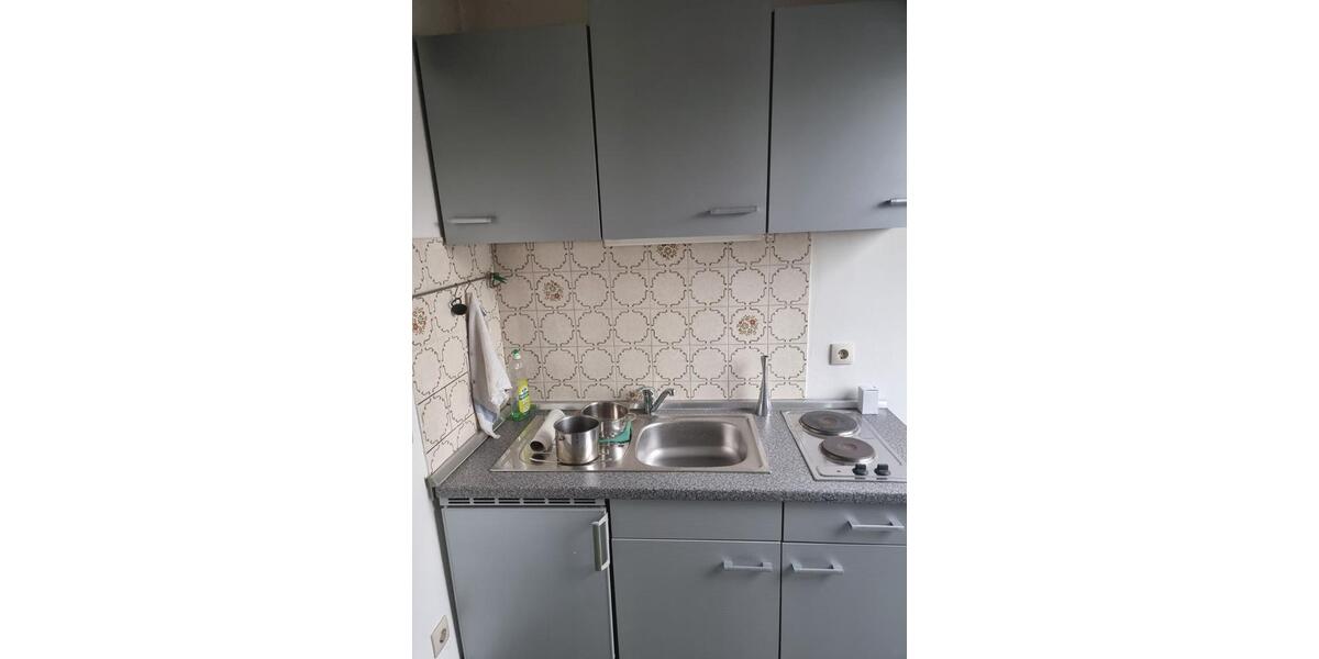 Dachgeschoßwohnung Gelsenkirchen Ückendorf - 3 Zimmer, 75 m&sup2;, 450&euro; | Angebot:27566381