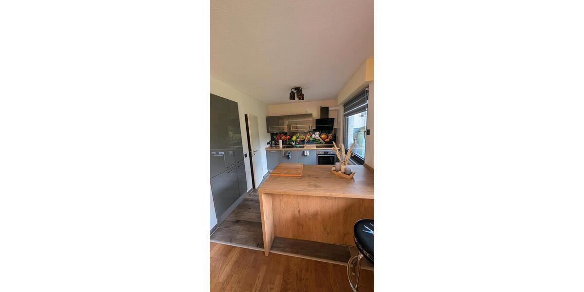 Etagenwohnung Solingen Höhscheid - 3 Zimmer, 84 m&sup2;, 285.000&euro; | Angebot:27508663