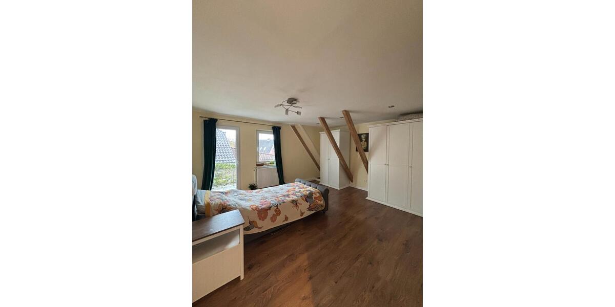 Einfamilienhaus Düsseldorf Niederkassel - 7 Zimmer, 207 m&sup2;, 475.000&euro; | Angebot:26635917