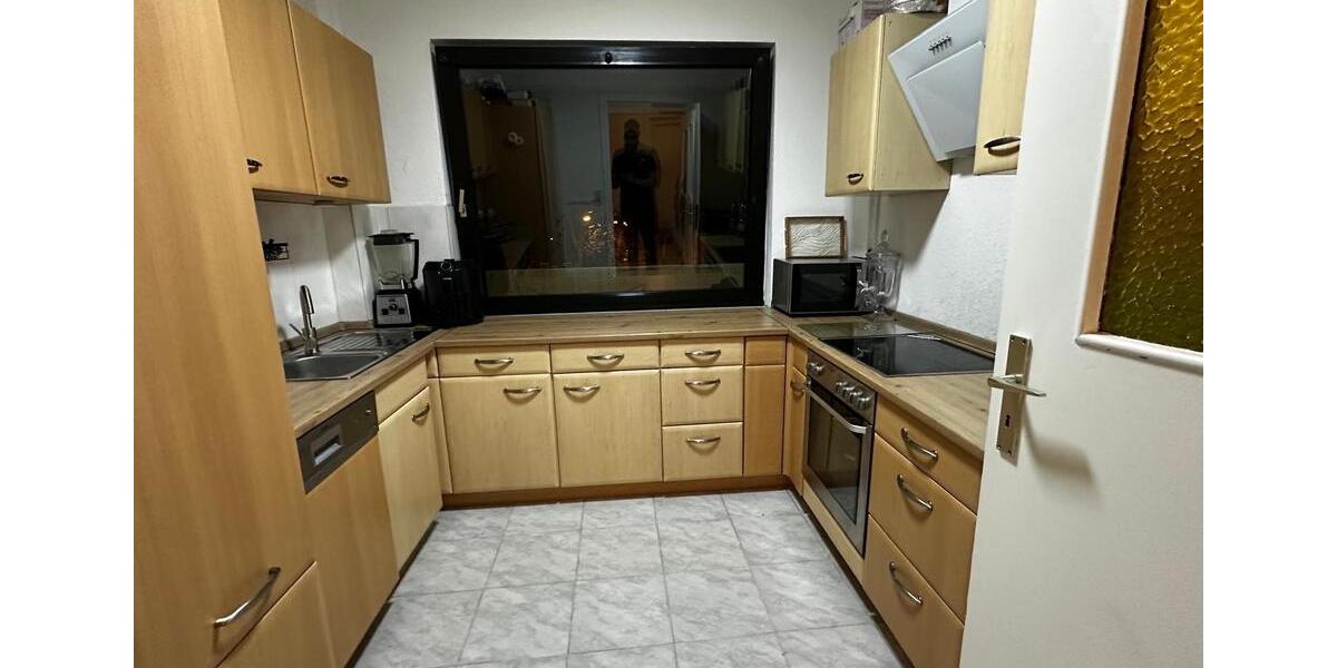 Etagenwohnung Duisburg Mittelmeiderich - 2 Zimmer, 72 m&sup2;, 800&euro; | Angebot:27565942