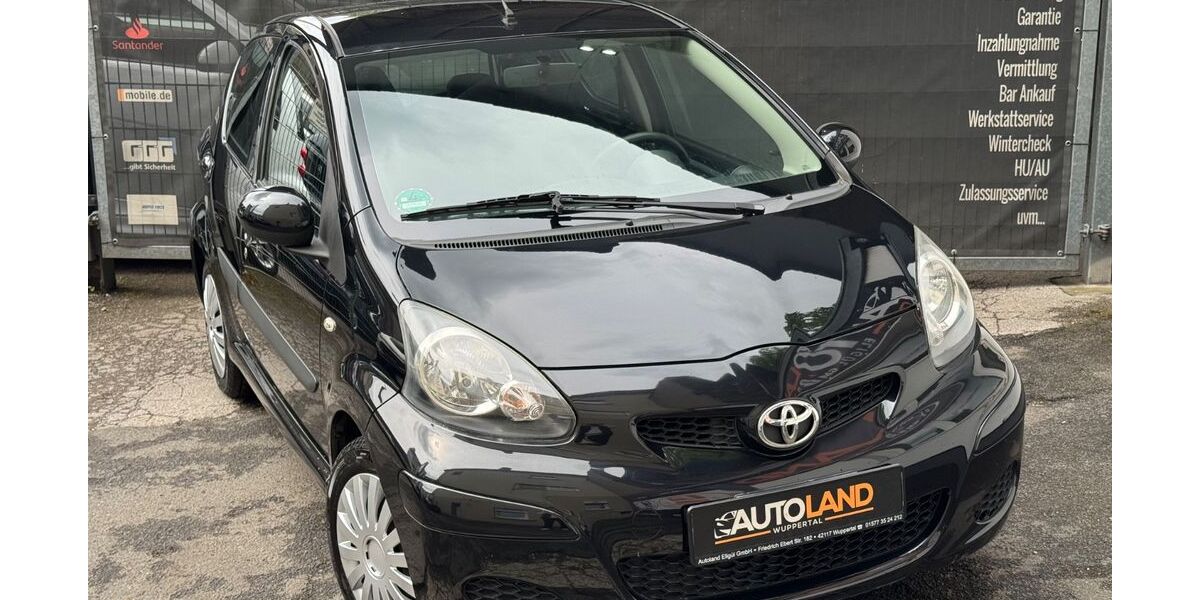 Toyota Aygo (X) 112.000 km 3.999 &euro; Wuppertal 42117