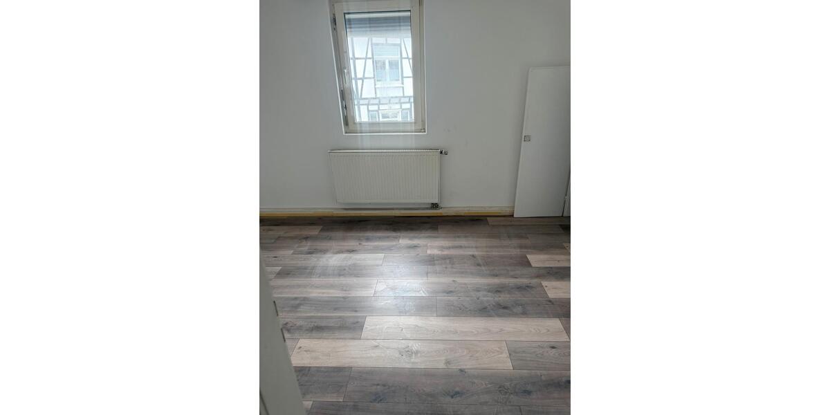 Einfamilienhaus Wuppertal Cronenberg - 3 Zimmer, 97 m&sup2;, 1.000&euro; | Angebot:25871379