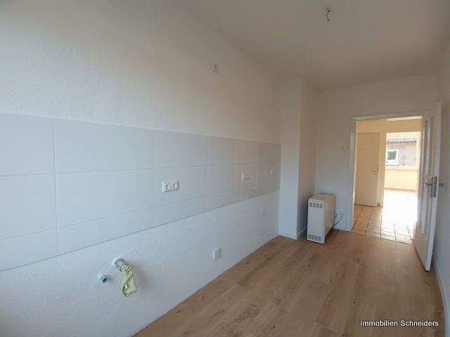 Etagenwohnung Duisburg Untermeiderich - 2 Zimmer, 61 m&sup2;, 500&euro; | Angebot:26359037