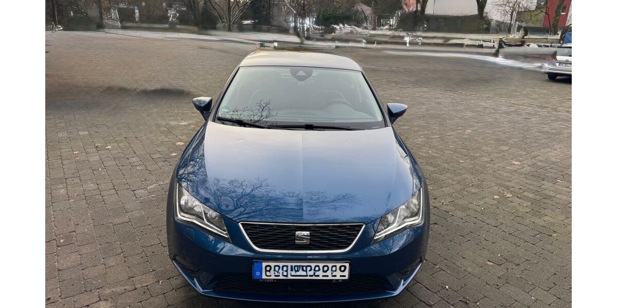 Seat Leon 82.000 km 11.999 &euro; Solingen 42653