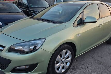 Opel Astra 199.000 km 2.800 &euro; Moers 47441