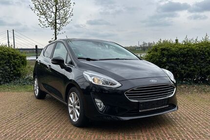 Ford Fiesta 79.350 km 8.750 &euro; Düsseldorf 40476