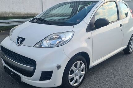 Peugeot 107 139.990 km 1.490 &euro; Essen 45309