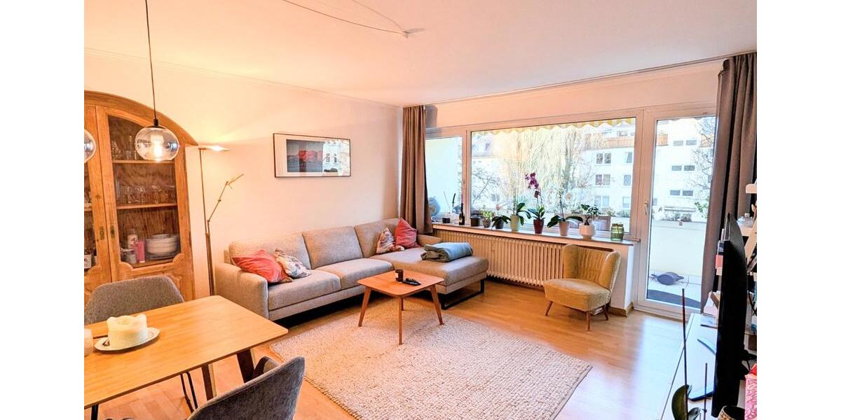 Etagenwohnung Essen Stadtbezirk II - 3.5 Zimmer, 89 m&sup2;, 1.095&euro; | Angebot:25947687