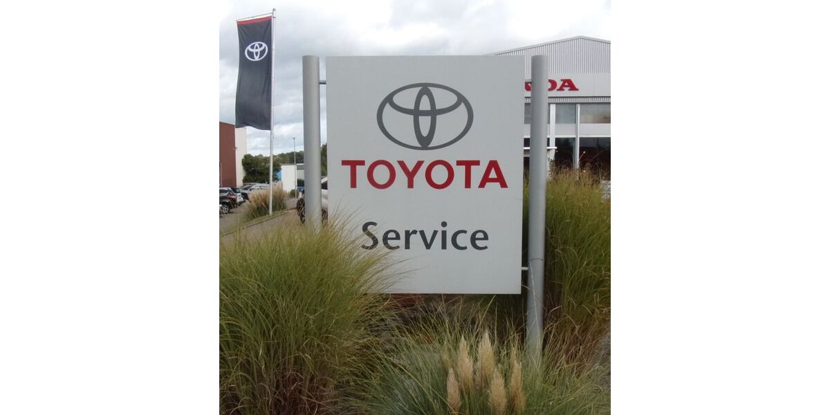 Toyota C-HR 110.805 km 19.499 &euro; Ratingen 40882