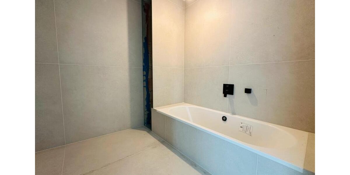 Etagenwohnung Hilden - 3 Zimmer, 100 m&sup2;, 2.000&euro; | Angebot:22711235