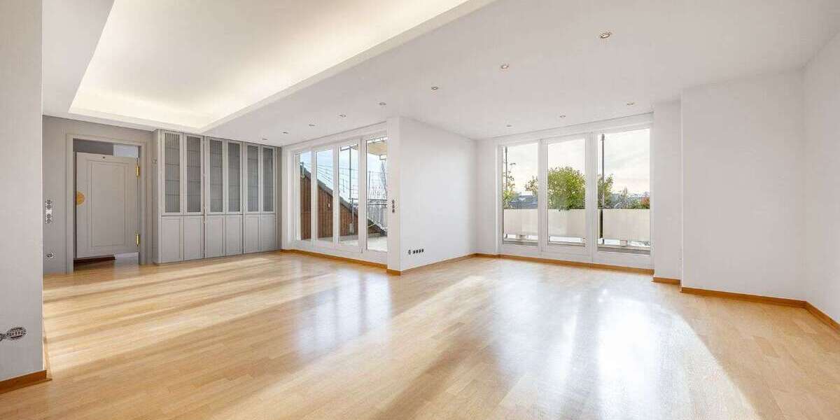 Etagenwohnung Düsseldorf Düsseltal - 3 Zimmer, 135 m&sup2;, 2.700&euro; | Angebot:25203621