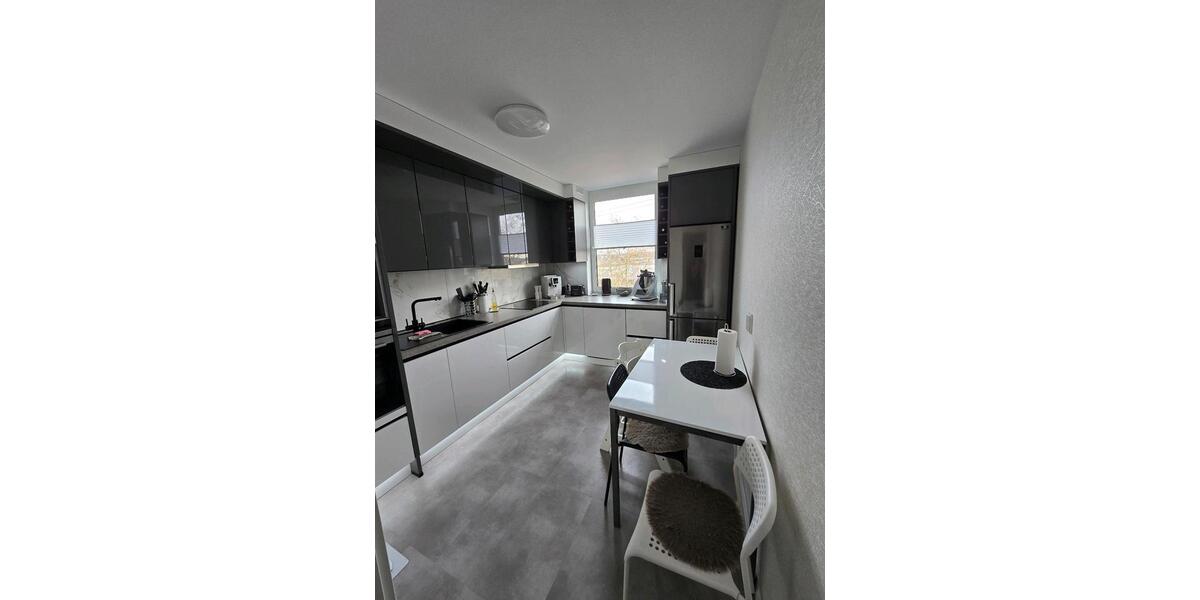Etagenwohnung Ratingen Tiefenbroich - 3 Zimmer, 92 m&sup2;, 300.000&euro; | Angebot:26517243