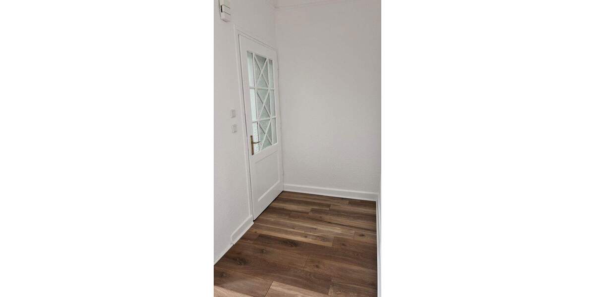 Etagenwohnung Düsseldorf Niederkassel - 2 Zimmer, 66 m&sup2;, 1.055&euro; | Angebot:25734760