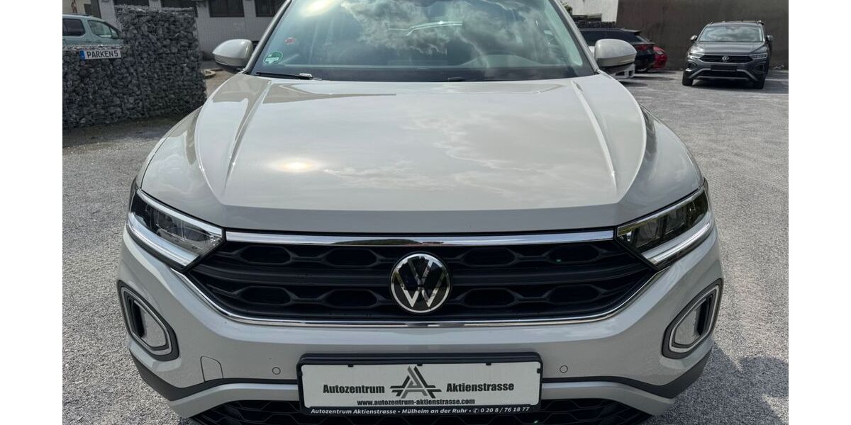 VW T-Roc 97.000 km 16.999 &euro; Mülheim / Ruhr 45473