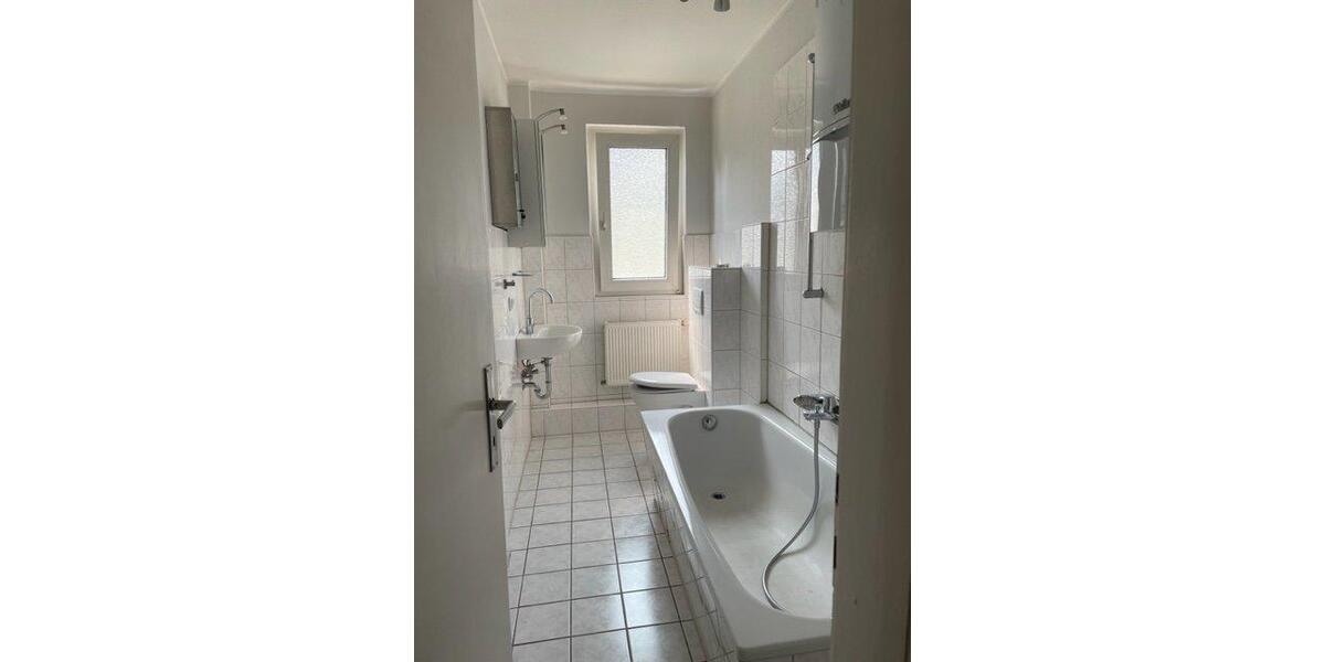 Etagenwohnung Wuppertal Gemarkung Barmen - 2 Zimmer, 59 m&sup2;, 385&euro; | Angebot:25990268