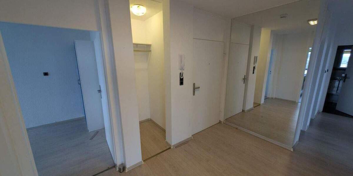 Etagenwohnung Wuppertal Elberfeld - 3 Zimmer, 92 m&sup2;, 229.000&euro; | Angebot:25760371