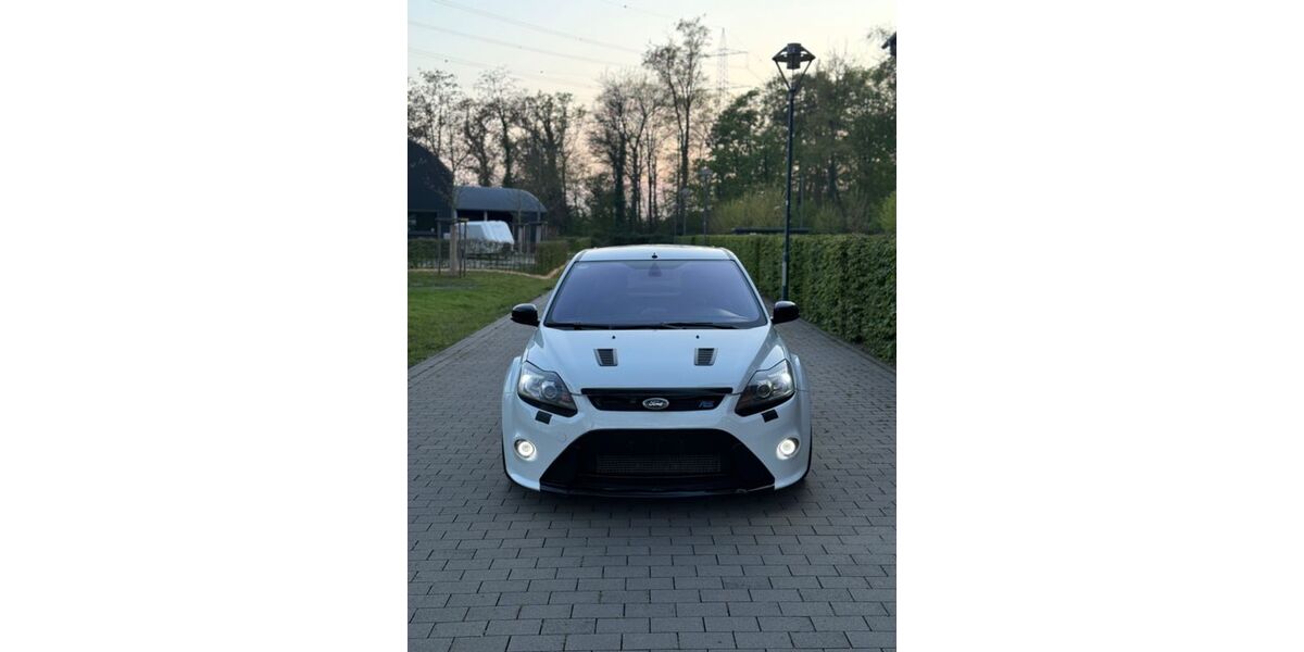 Ford Focus 93.000 km 12.345 &euro; Düsseldorf 40212