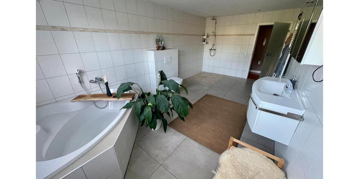 Doppelhaushälfte Duisburg Duisburg-Mitte - 5.5 Zimmer, 155 m&sup2;, 595.000&euro; | Angebot:27198071