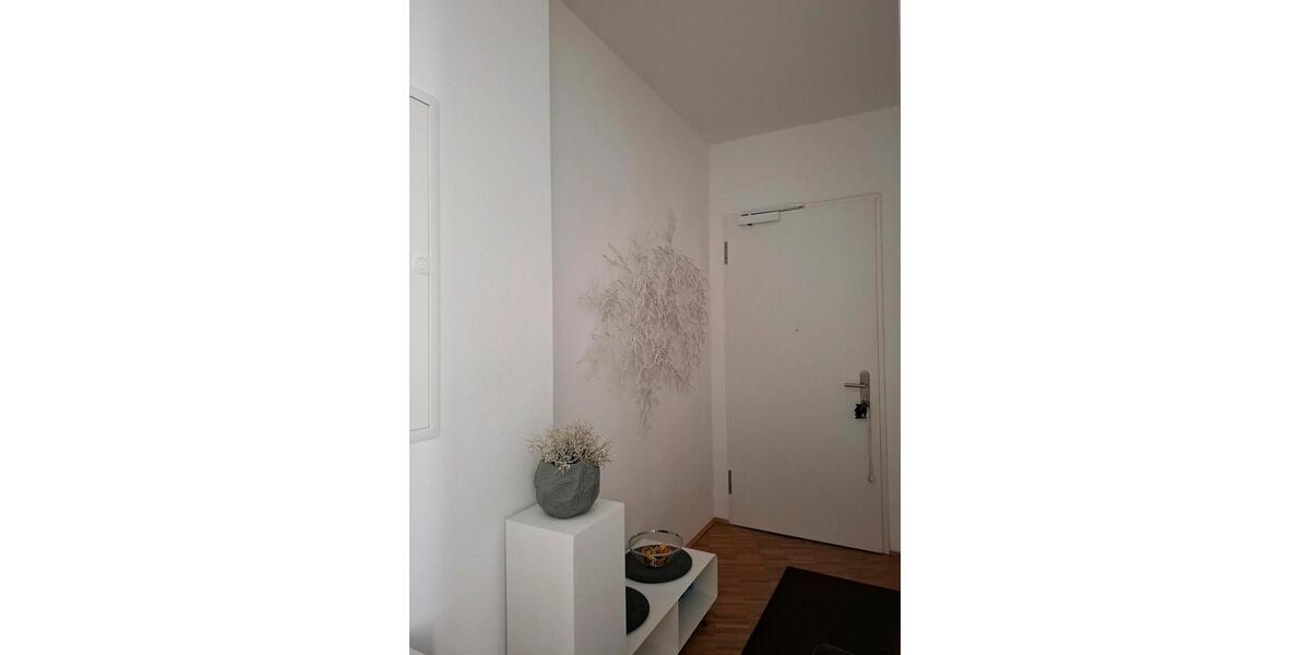 Dachgeschoßwohnung Düsseldorf Stadtbezirk 2 - 2.5 Zimmer, 64 m&sup2;, 1.065&euro; | Angebot:27541070