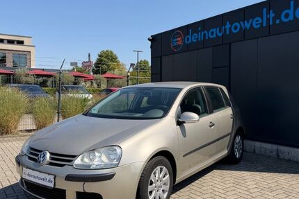 VW Golf 87.000 km 4.900 &euro; Dormagen 41540