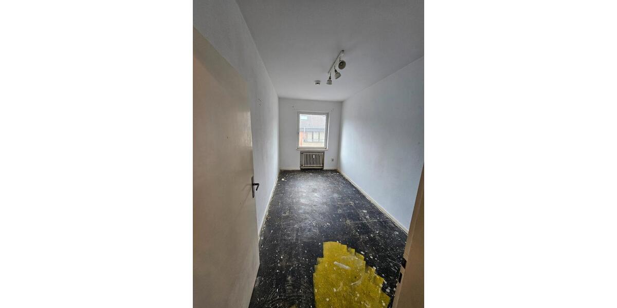 Etagenwohnung Duisburg Duisburg-Mitte - 3 Zimmer, 72 m&sup2;, 540&euro; | Angebot:26424029