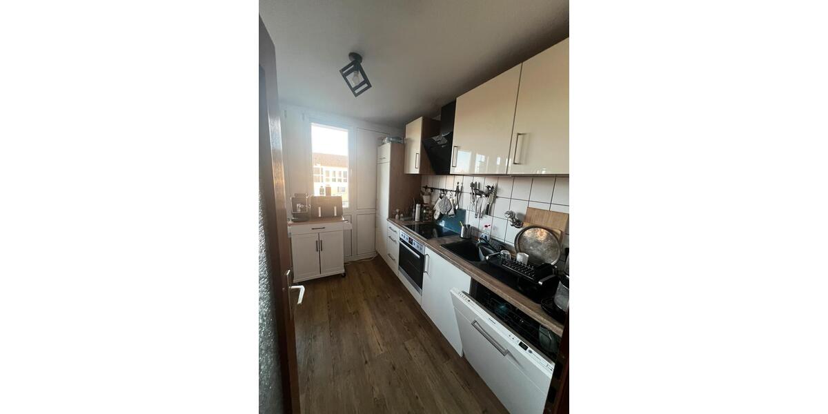 Etagenwohnung Düsseldorf Stadtbezirk 6 - 2 Zimmer, 65 m&sup2;, 1.500&euro; | Angebot:25790484