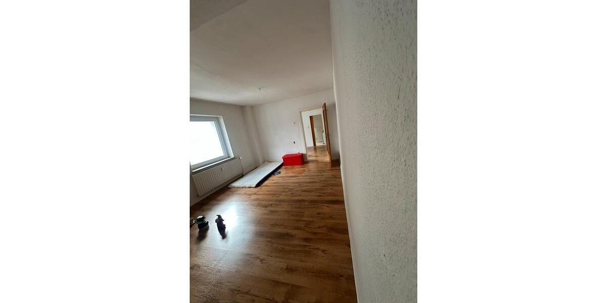 Dachgeschoßwohnung Oberhausen Alstaden - 2 Zimmer, 45 m&sup2;, 320&euro; | Angebot:27571261