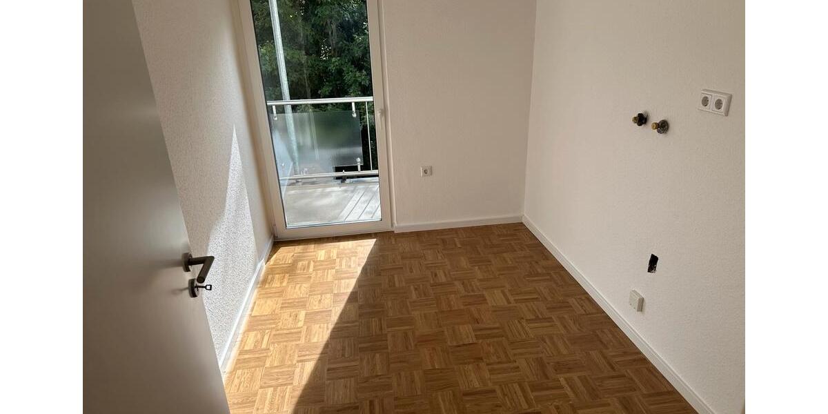 Etagenwohnung Essen Stadtkern - 2.5 Zimmer, 70 m&sup2;, 850&euro; | Angebot:25942661