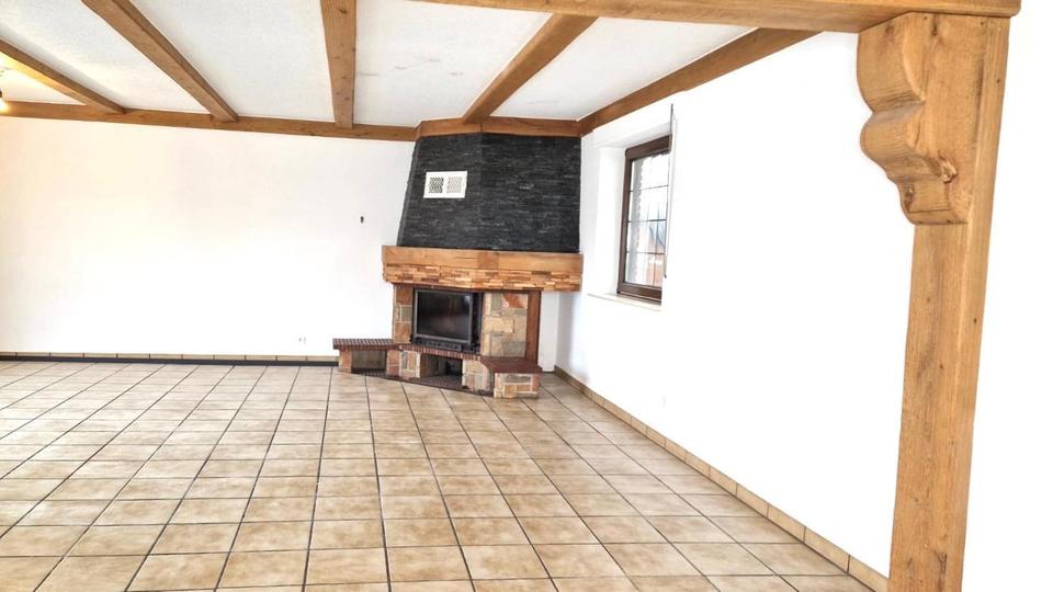 Etagenwohnung Bottrop Ebel - 8 Zimmer, 188 m&sup2;, 1.800&euro; | Angebot:26252928
