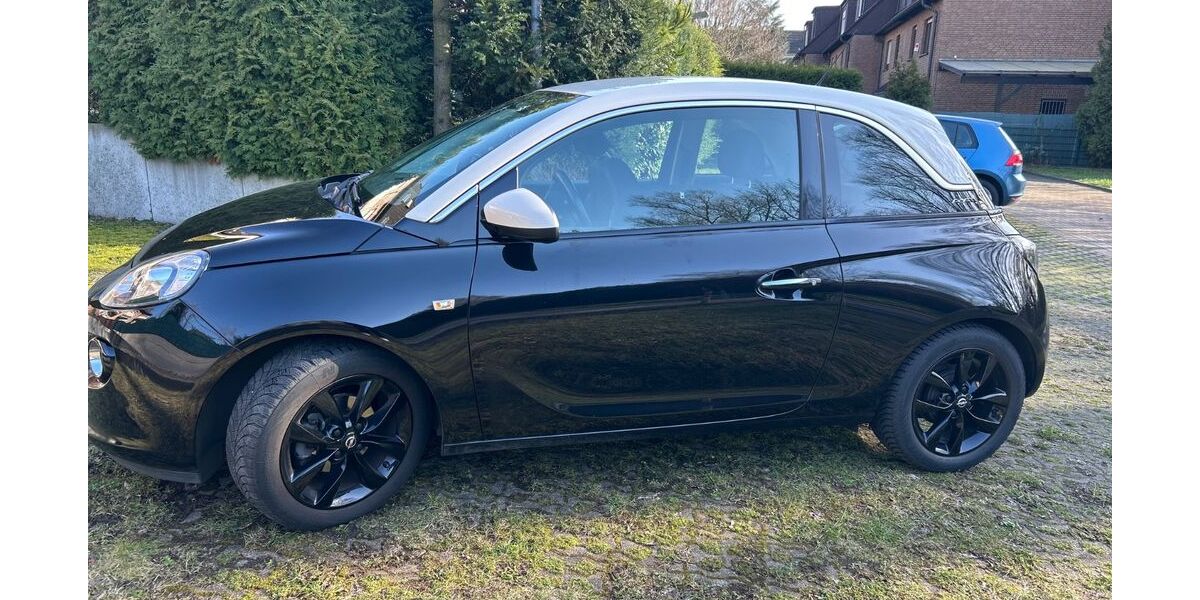 Opel Adam 83.000 km 9.300 &euro; Essen 45141