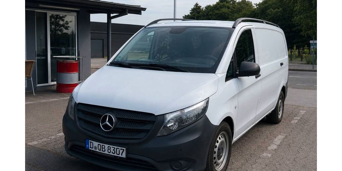 Mercedes-Benz Vito 208.000 km 9.000 &euro; Dusseldorf 40231