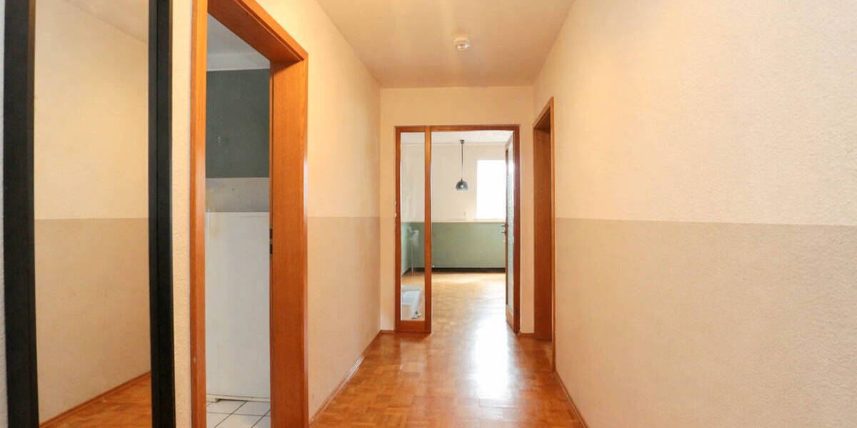 Etagenwohnung Dormagen / Delhoven Delhoven - 4 Zimmer, 107 m&sup2;, 275.000&euro; | Angebot:26453333