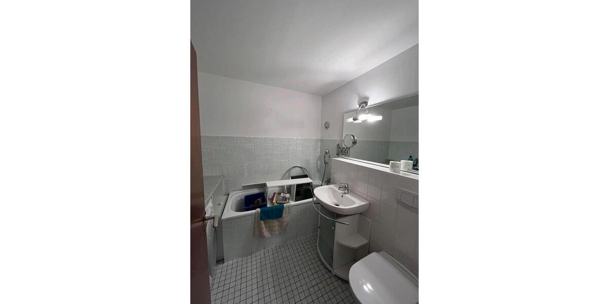 Etagenwohnung Wuppertal Eckbusch - 4 Zimmer, 113 m&sup2;, 1.350&euro; | Angebot:25894284