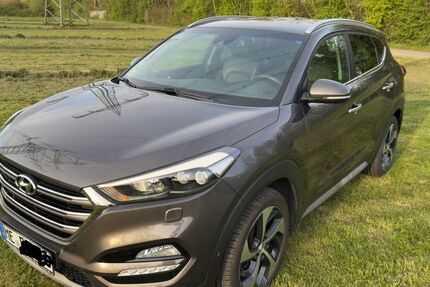 Hyundai TUCSON 102.279 km 16.900 &euro; Monheim am Rhein 40789