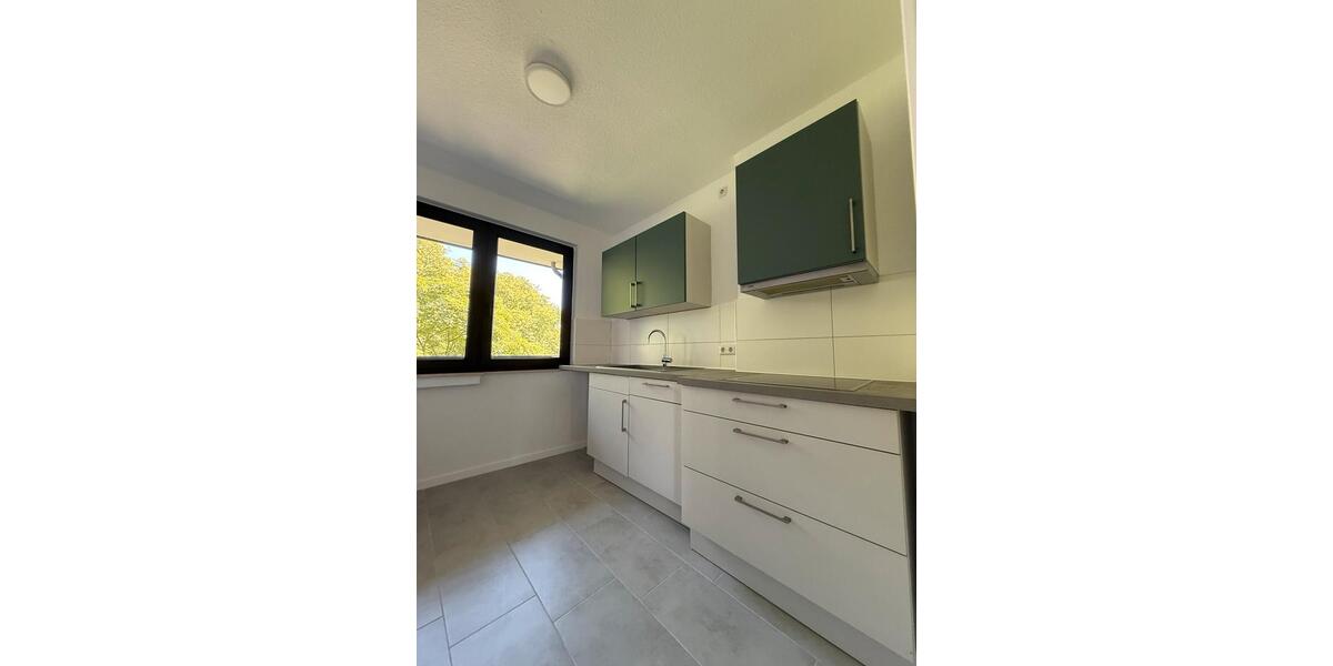 Etagenwohnung Duisburg Mittelmeiderich - 2 Zimmer, 72 m&sup2;, 880&euro; | Angebot:27565931