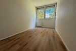 Erdgeschoßwohnung Dormagen - 4 Zimmer, 80 m&sup2;, 245.000&euro; | Angebot:27499353