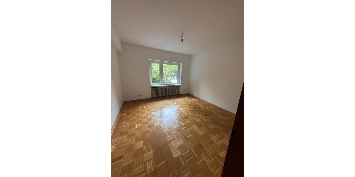 Etagenwohnung Essen Stadtbezirk II - 3 Zimmer, 99 m&sup2;, 920&euro; | Angebot:27536565
