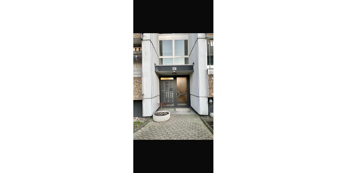 Etagenwohnung Essen Stadtbezirk VII - 4 Zimmer, 100 m&sup2;, 1.300&euro; | Angebot:27557495