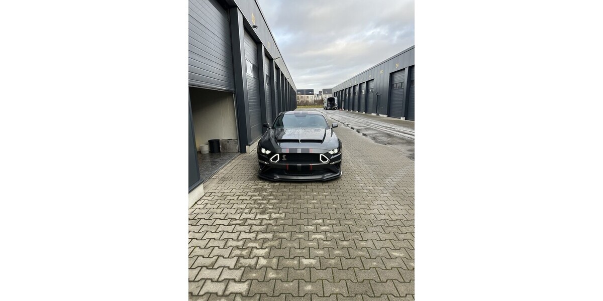 Ford Mustang 74.000 km 28.000 &euro; Gelsenkirchen 45879