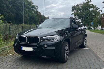 BMW X5 185.000 km 22.900 &euro; Krefeld 47804