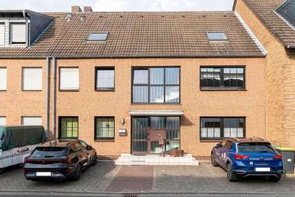 Haus Dormagen - 9 Zimmer, 260 m&sup2;, 599.000&euro; | Angebot:27528690