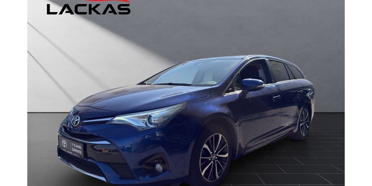 Toyota Avensis 40.750 km 17.950 &euro; Duisburg 47055