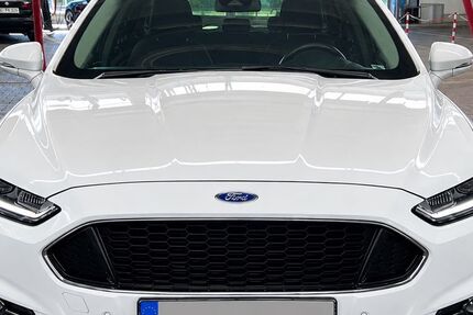 Ford Mondeo 108.000 km 13.500 &euro; Neuss 41462
