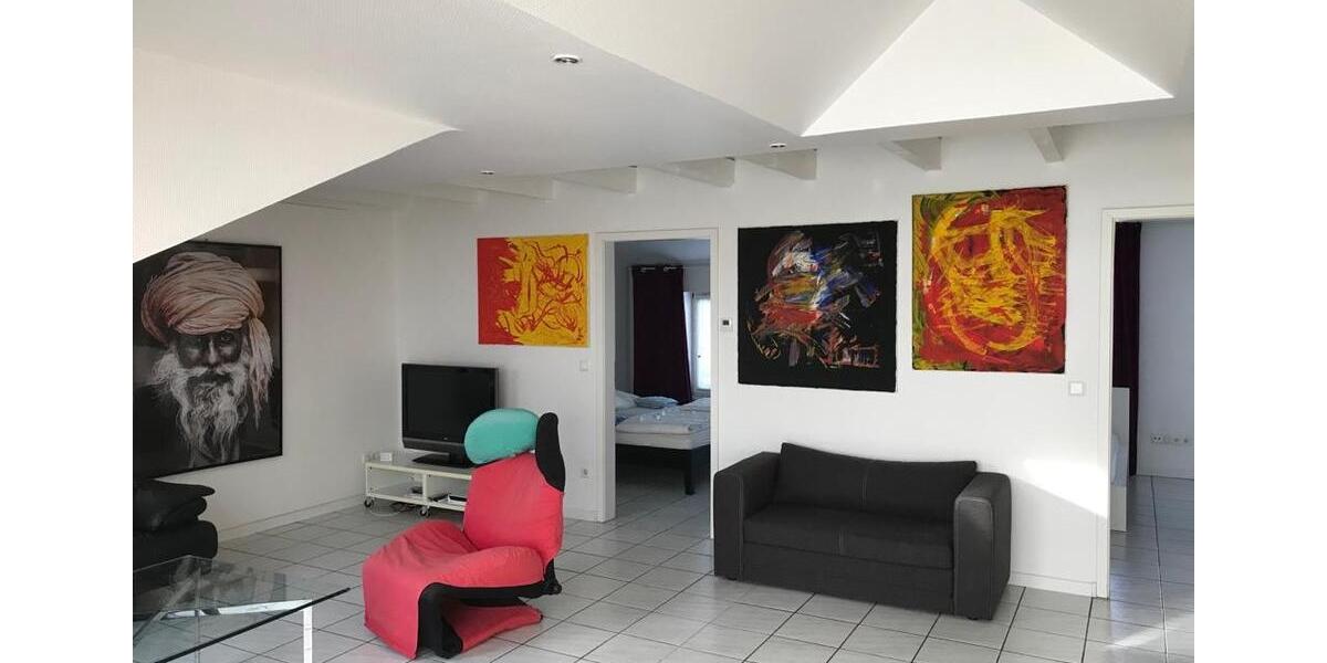 Dachgeschoßwohnung Düsseldorf Stadtbezirk 6 - 3 Zimmer, 68 m&sup2;, 1.500&euro; | Angebot:25967578