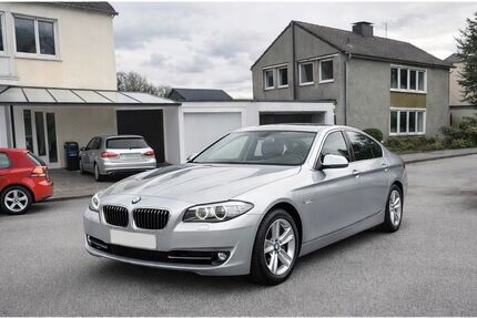 BMW 523 110.857 km 13.500 &euro; Wuppertal 42289