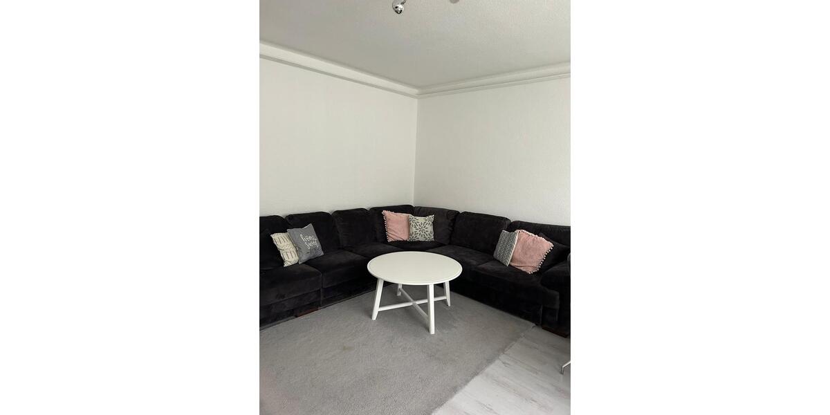 Etagenwohnung Duisburg Mittelmeiderich - 3.5 Zimmer, 65 m&sup2;, 120.000&euro; | Angebot:26585396