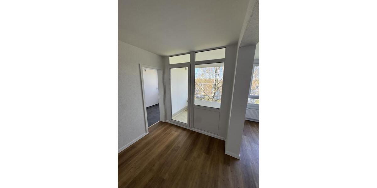Etagenwohnung Essen Stadtbezirk VII - 3 Zimmer, 71 m&sup2;, 569&euro; | Angebot:25874908