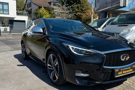 INFINITI Q30 72.000 km 16.999 &euro; Solingen 42699